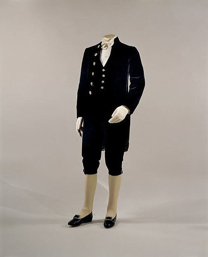 Court presentation suit