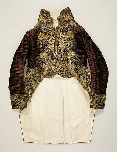 Court ensemble