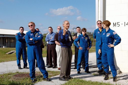 KSC-04pd-2572