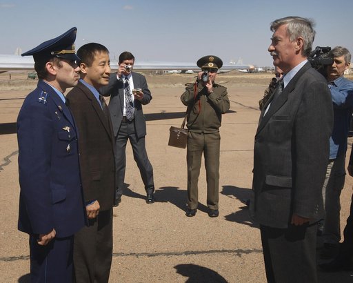 Expedition 7 Preflight