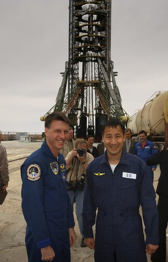 Expedition 7 Preflight