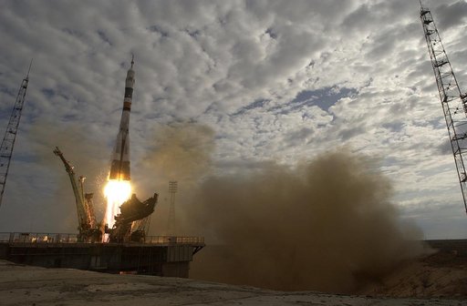Expedition 7 Launch