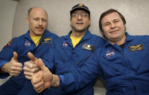 Expedition 6 Landing