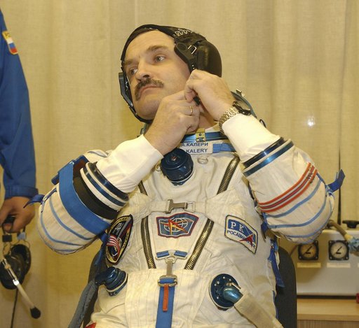 Expedition 8 Launch Day