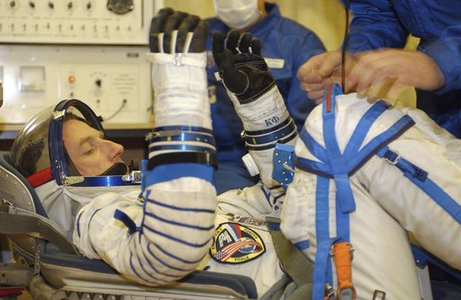Expedition 8 Launch Day