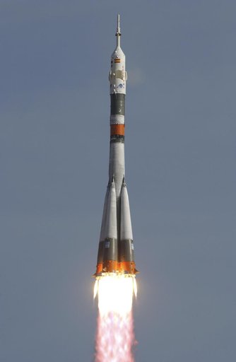 Expedition 8 Launch