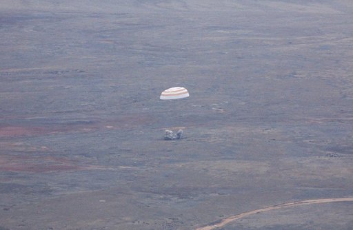 Expedition 7 Landing