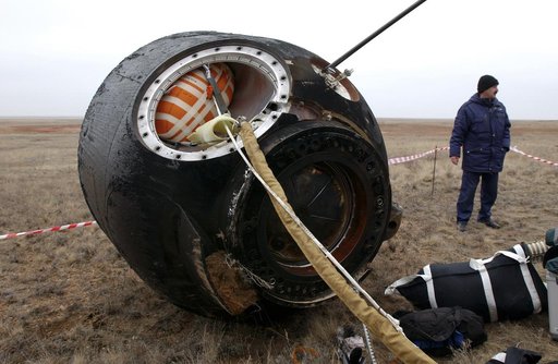 Expedition 7 Landing
