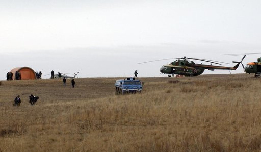 Expedition 7 Landing