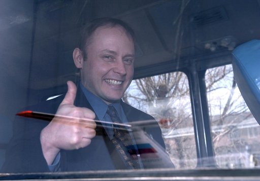 Expedition 9 Arrival