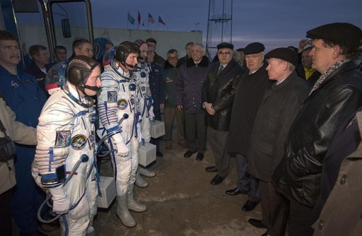 Expedition 9 Preflight