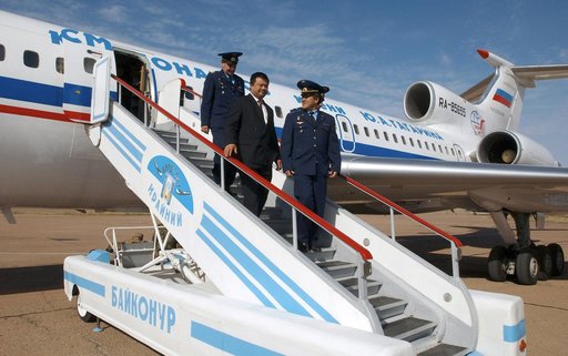 Expedition 10 Preflight
