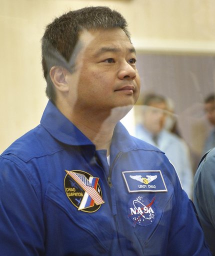 Expedition 10 Preflight