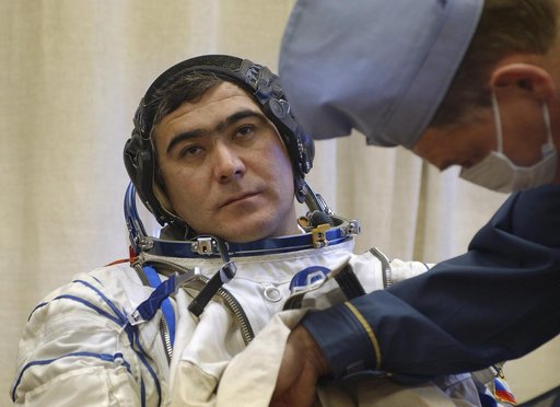 Expedition 10 Preflight