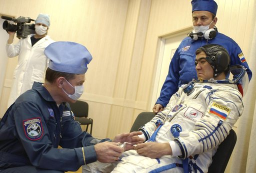 Expedition 10 Preflight