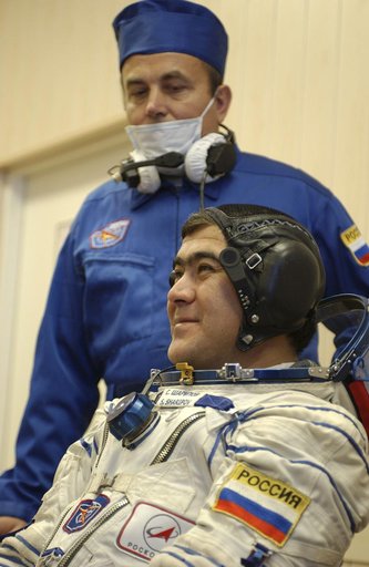Expedition 10 Preflight