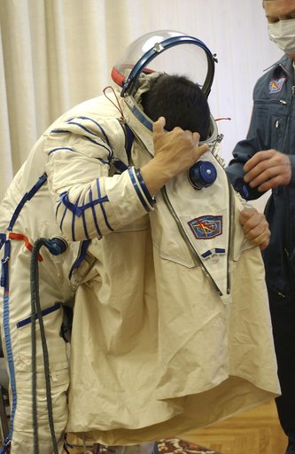 Expedition 10 Preflight