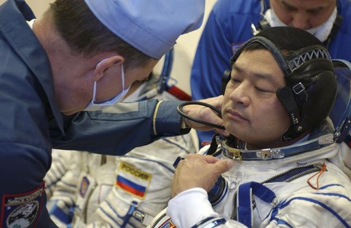 Expedition 10 Preflight