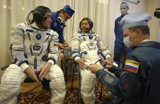 Expedition 10 Preflight