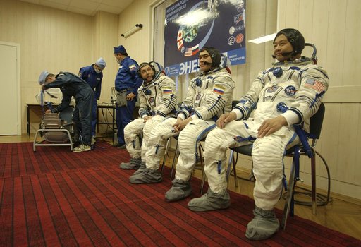 Expedition 10 Preflight