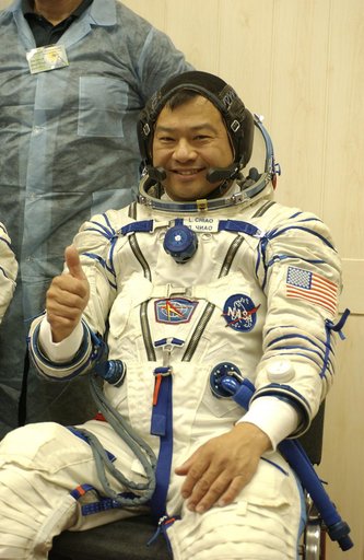 Expedition 10 Preflight