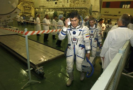 Expedition 10 Preflight
