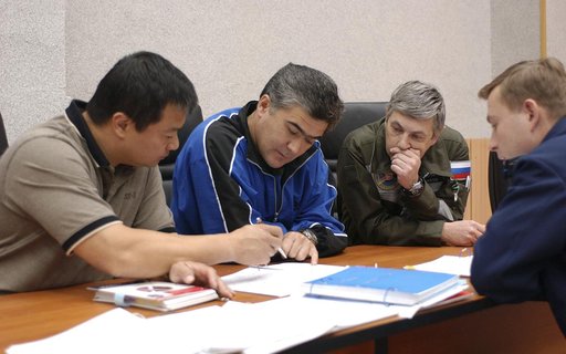 Expedition 10 Preflight