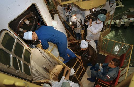 Expedition 10 Preflight
