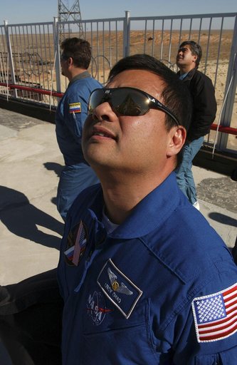 Expedition 10 Preflight