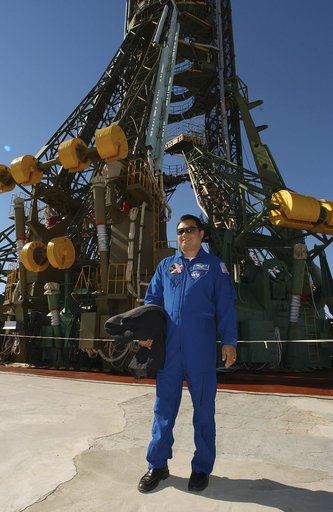 Expedition 10 Preflight