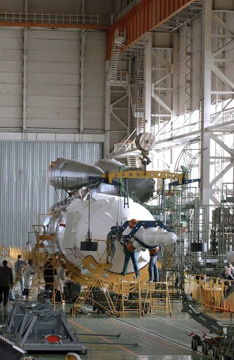 Expedition 10 Preflight