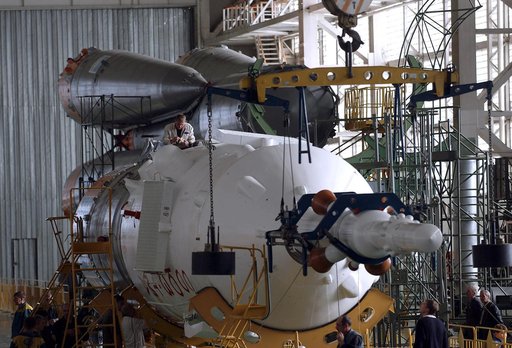 Expedition 10 Preflight