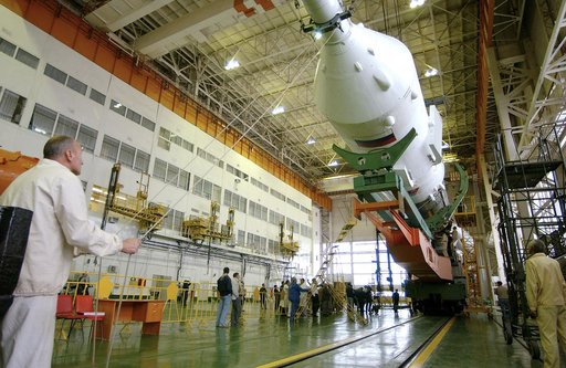 Expedition 10 Preflight
