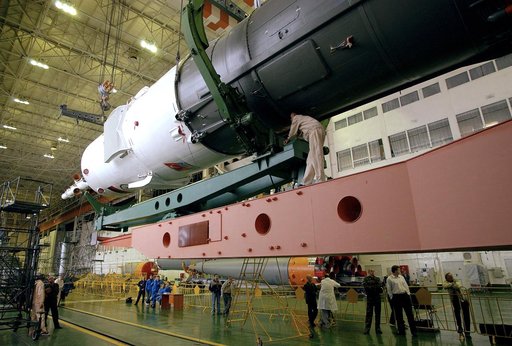 Expedition 10 Preflight
