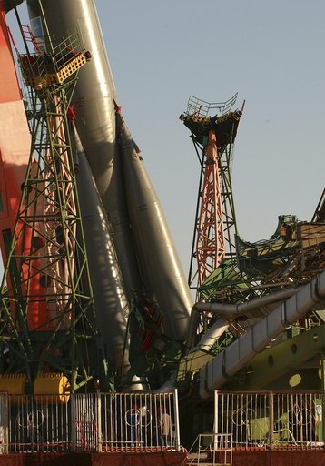 Expedition 10 Preflight