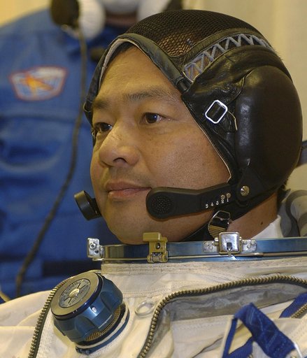 Expedition 10 Preflight