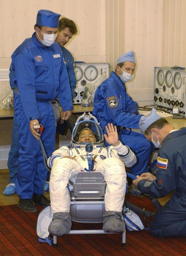 Expedition 10 Preflight