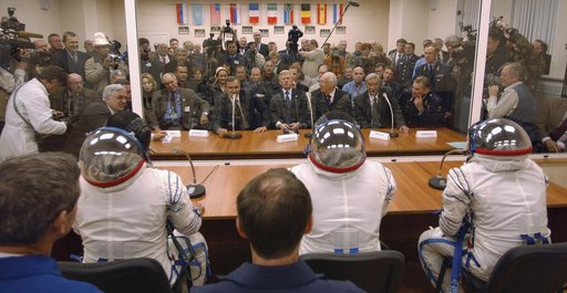 Expedition 10 Preflight