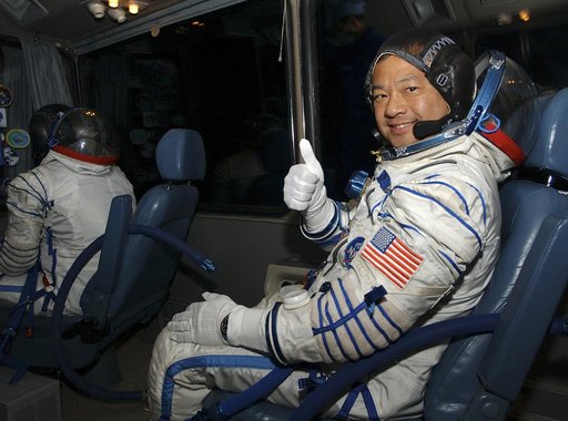 Expedition 10 Preflight