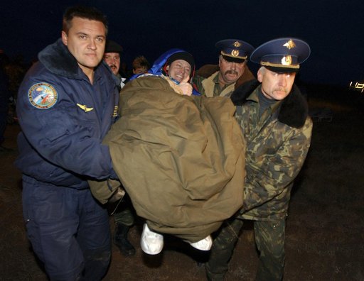 Expedition 9 Landing