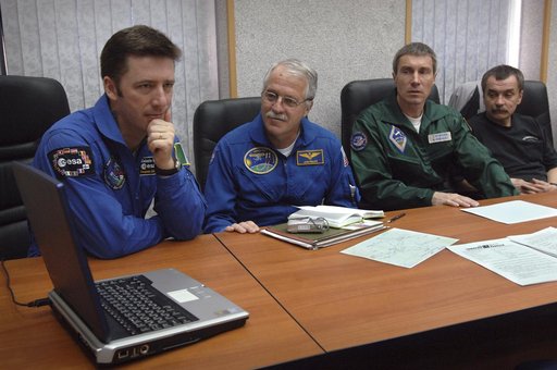 Expedition 11 Preflight