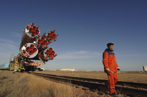 Epedition 11 Soyuz Transport