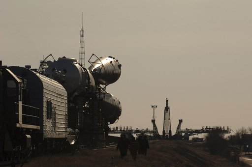 Epedition 11 Soyuz Transport
