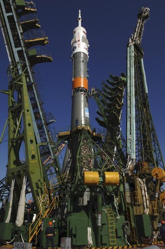 Epedition 11 Soyuz Transport