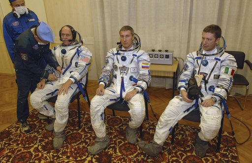 Expedition 11 Launch Day