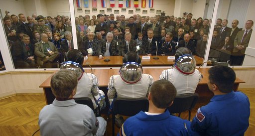 Expedition 11 Launch Day