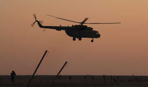 Expedition 10 Landing