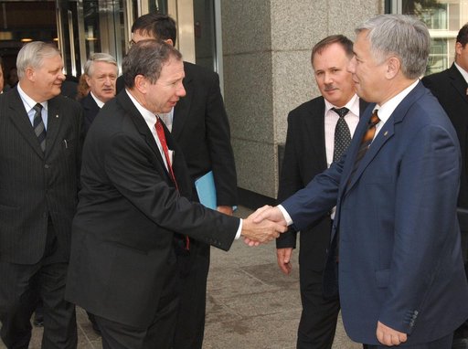 Michael Griffin Meets With Ukrainian Officials