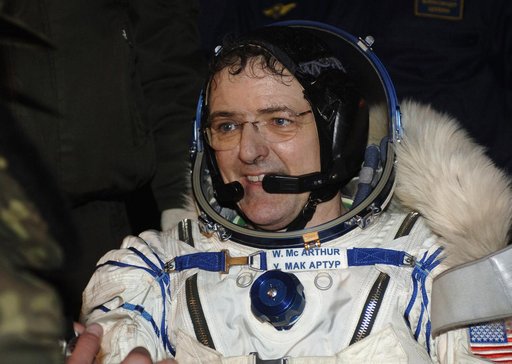 Expedition 12 Landing