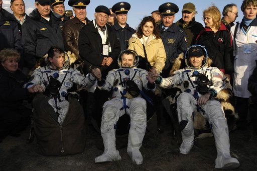 Expedition 14 Landing
